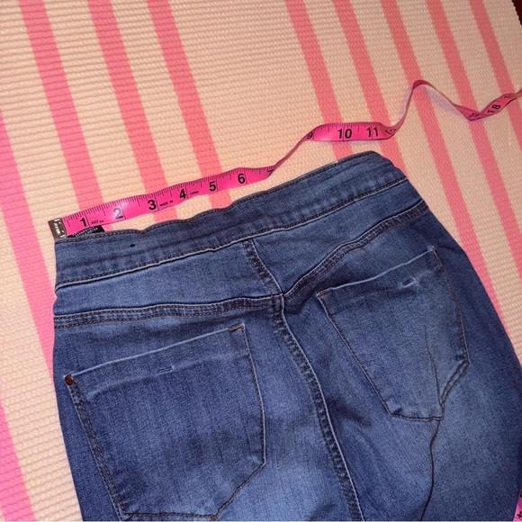 Fashion Nova Ripped Blue Skinny Jeans - Picture 7 of 9